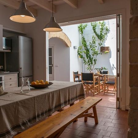 Cal Bisbe Villa Ciutadella  Buitenkant foto