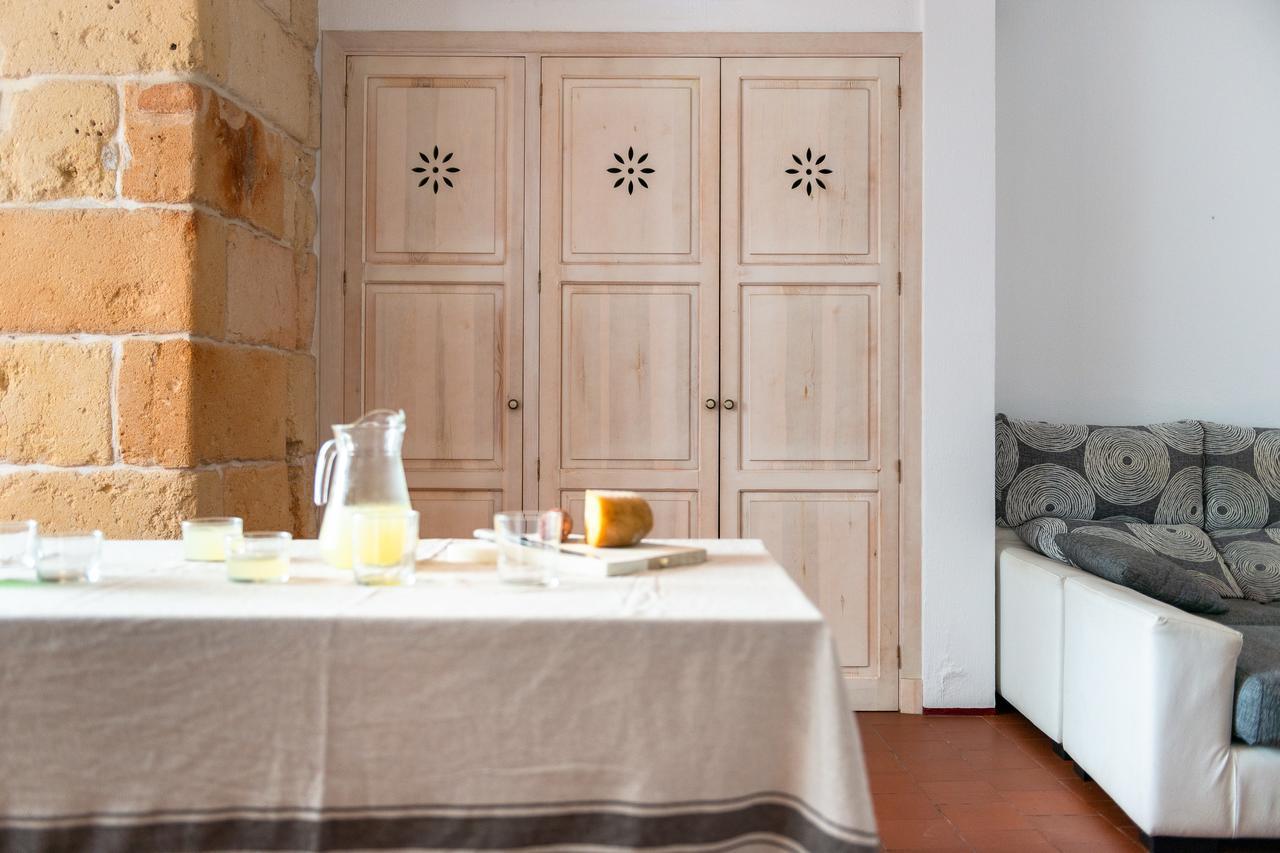 Cal Bisbe Villa Ciutadella  Buitenkant foto