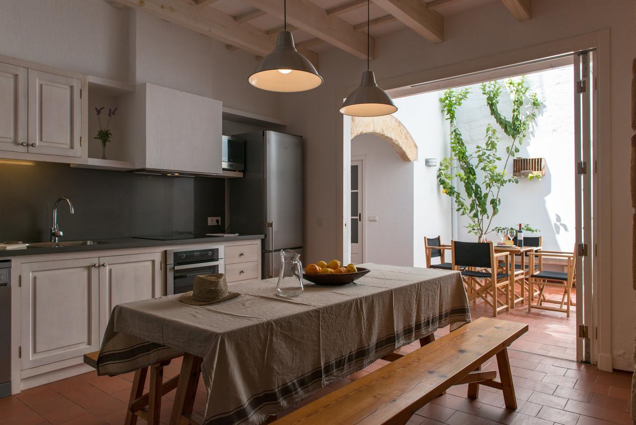 Cal Bisbe Villa Ciutadella  Buitenkant foto