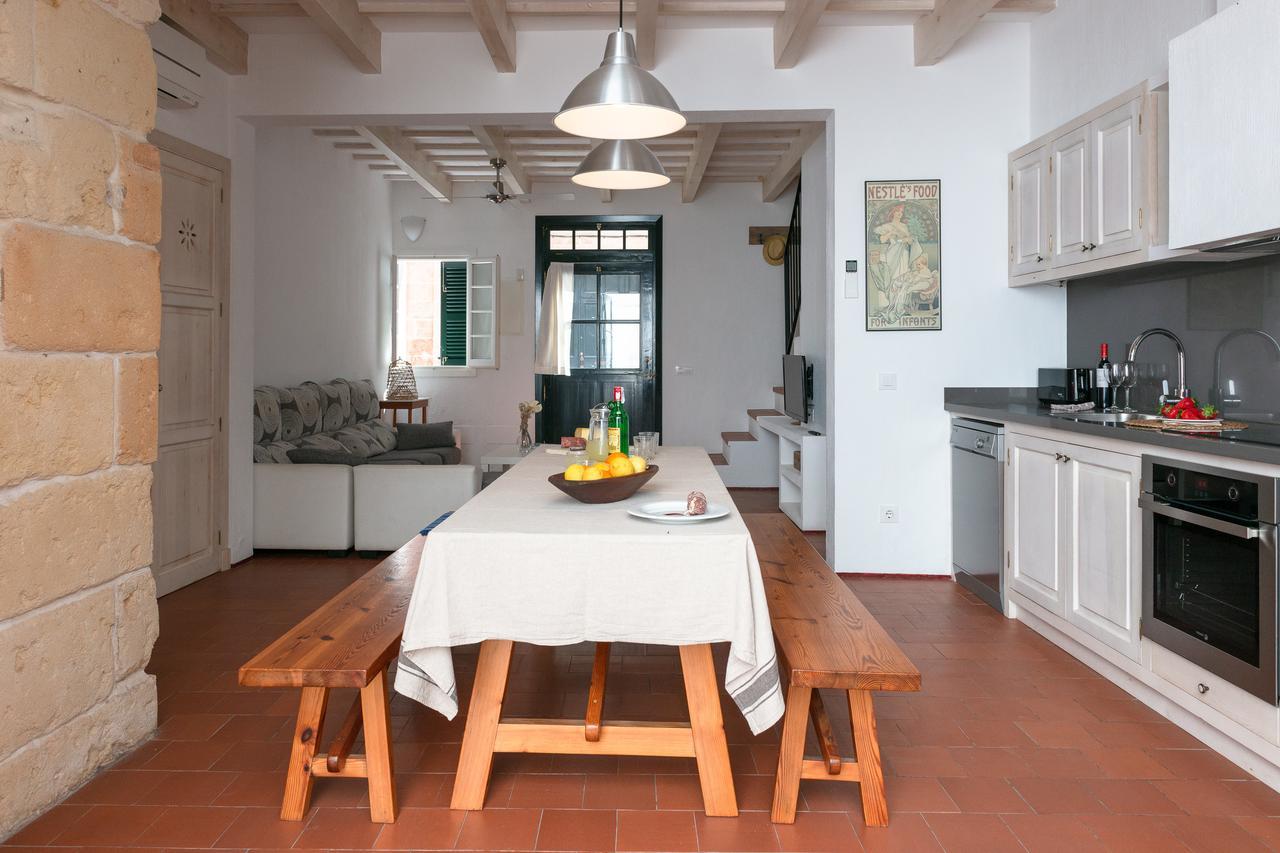Cal Bisbe Villa Ciutadella  Buitenkant foto